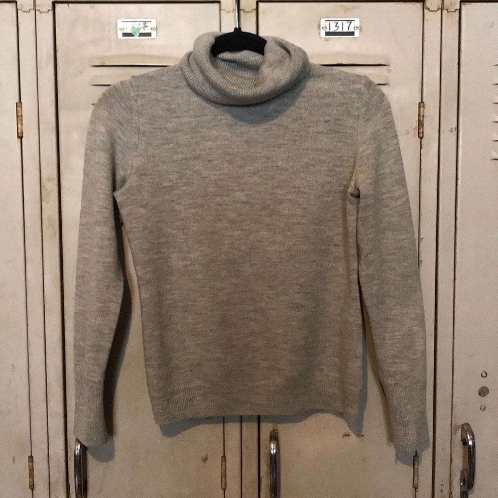 Banana Republic Sweater